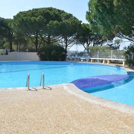 233, Port Camargue, Piscine, Wifi, Parking, 2 Personnes Apartment *