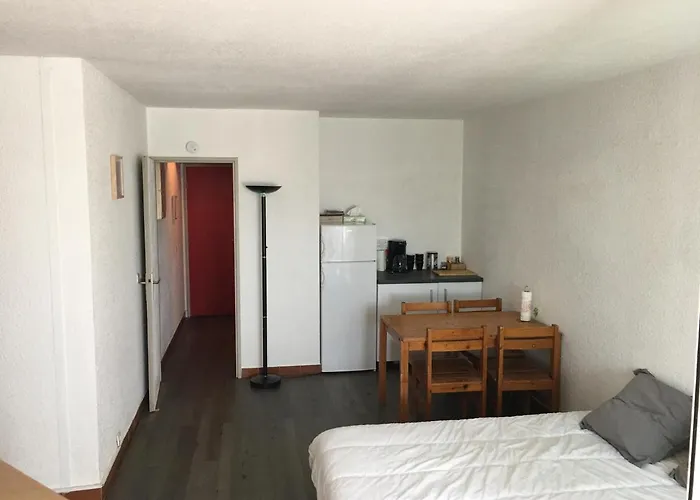 233, Port Camargue, Piscine, Wifi, Parking, 2 Personnes Apartman *