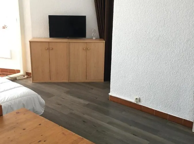 233, Port Camargue, Piscine, Wifi, Parking, 2 Personnes